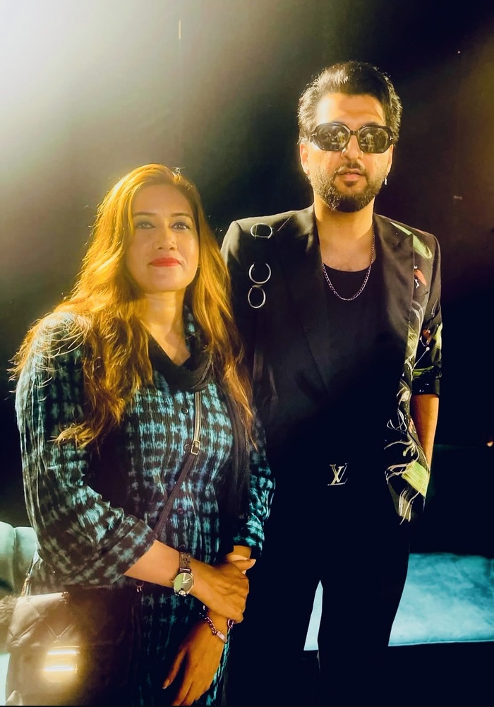 Tina James - Image 2