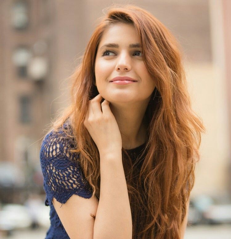 momina mustehsan