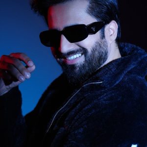 Falak Shabir